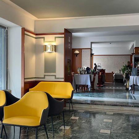 Hotel Centrale San Pellegrino Terme Eksteriør billede